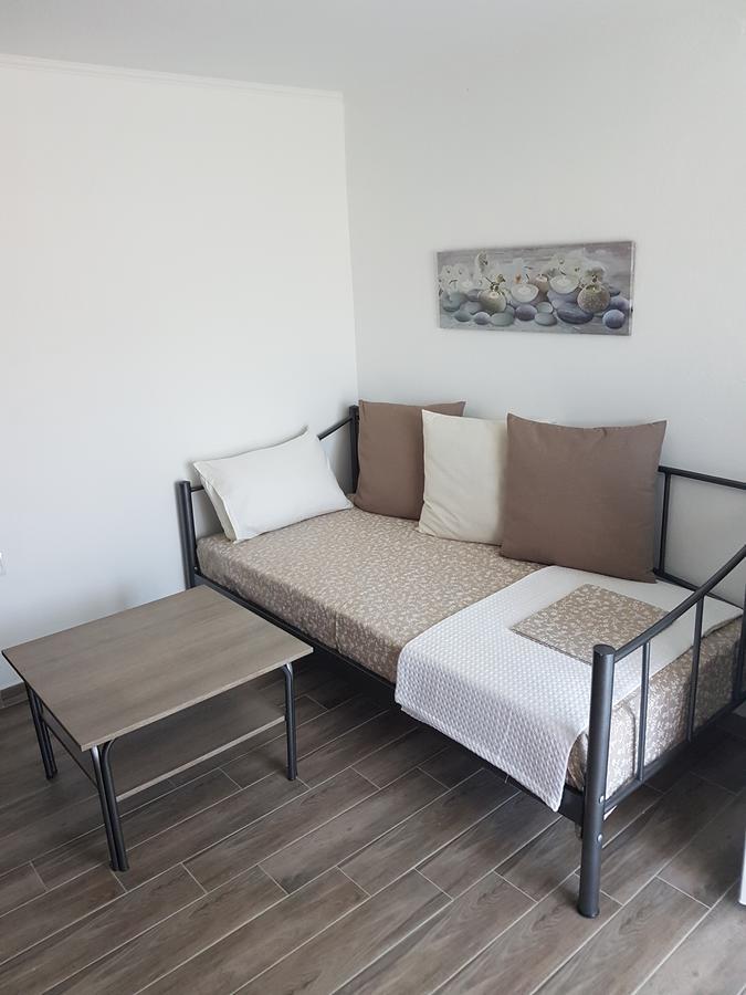 Villa Giannis Apartments Nea Vrasna Exterior photo